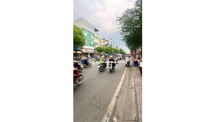 BÁN NHÀ MẶT TIỀN KINH DOANH TÙNG THIỆN VƯƠNG